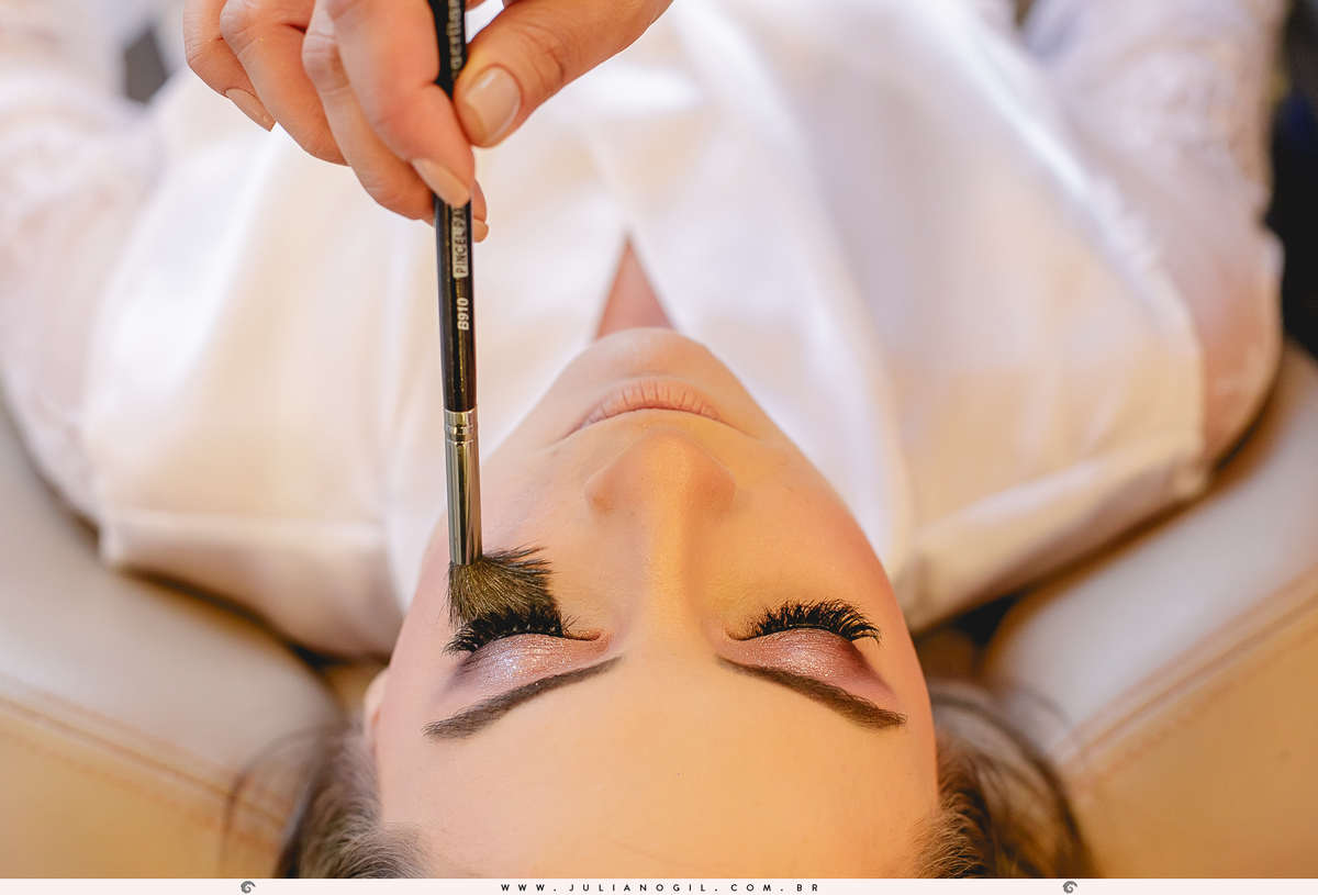 Making Of Noiva Francieli Roik fotógrafo Juliano Gil Irati Paraná Casamento Aline Xavier Aline Gabrielle Zerbinatti Igreja Imaculado Coração de Maria Rancho Vó Tereza