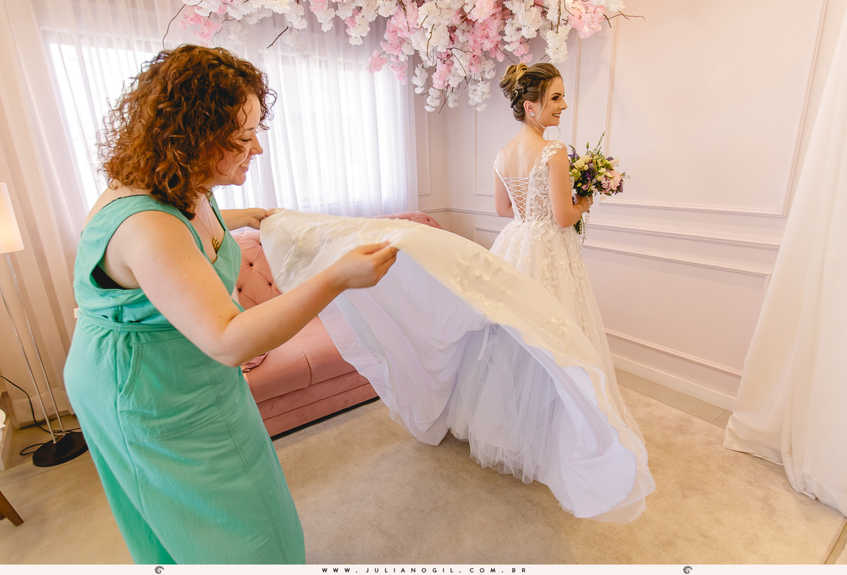 Making Of Noiva Francieli Roik fotógrafo Juliano Gil Irati Paraná Casamento Aline Xavier Aline Gabrielle Zerbinatti Igreja Imaculado Coração de Maria Rancho Vó Tereza