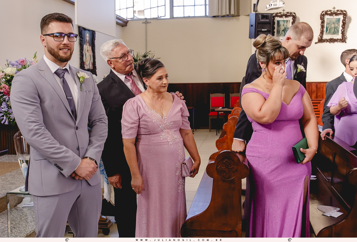 Cerimônia de casamento Noiva Francieli Roik Noivo Anderson Ferreira de Lima fotógrafo Juliano Gil Irati Paraná Casamento Aline Xavier Aline Gabrielle Zerbinatti Igreja Imaculado Coração de Maria Rancho Vó Tereza Hotel Monte Libano