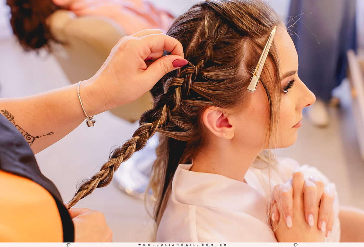 Making Of Noiva Francieli Roik fotógrafo Juliano Gil Irati Paraná Casamento Aline Xavier Aline Gabrielle Zerbinatti Igreja Imaculado Coração de Maria Rancho Vó Tereza