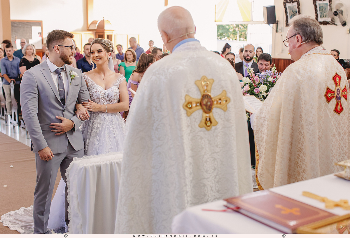 Cerimônia de casamento Noiva Francieli Roik Noivo Anderson Ferreira de Lima fotógrafo Juliano Gil Irati Paraná Casamento Aline Xavier Aline Gabrielle Zerbinatti Igreja Imaculado Coração de Maria Rancho Vó Tereza Hotel Monte Libano