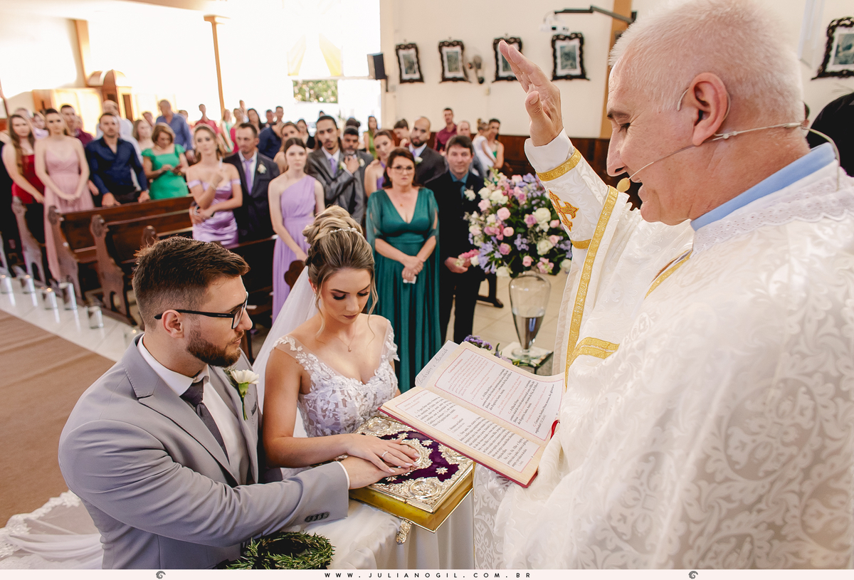 Cerimônia de casamento Noiva Francieli Roik Noivo Anderson Ferreira de Lima fotógrafo Juliano Gil Irati Paraná Casamento Aline Xavier Aline Gabrielle Zerbinatti Igreja Imaculado Coração de Maria Rancho Vó Tereza Hotel Monte Libano