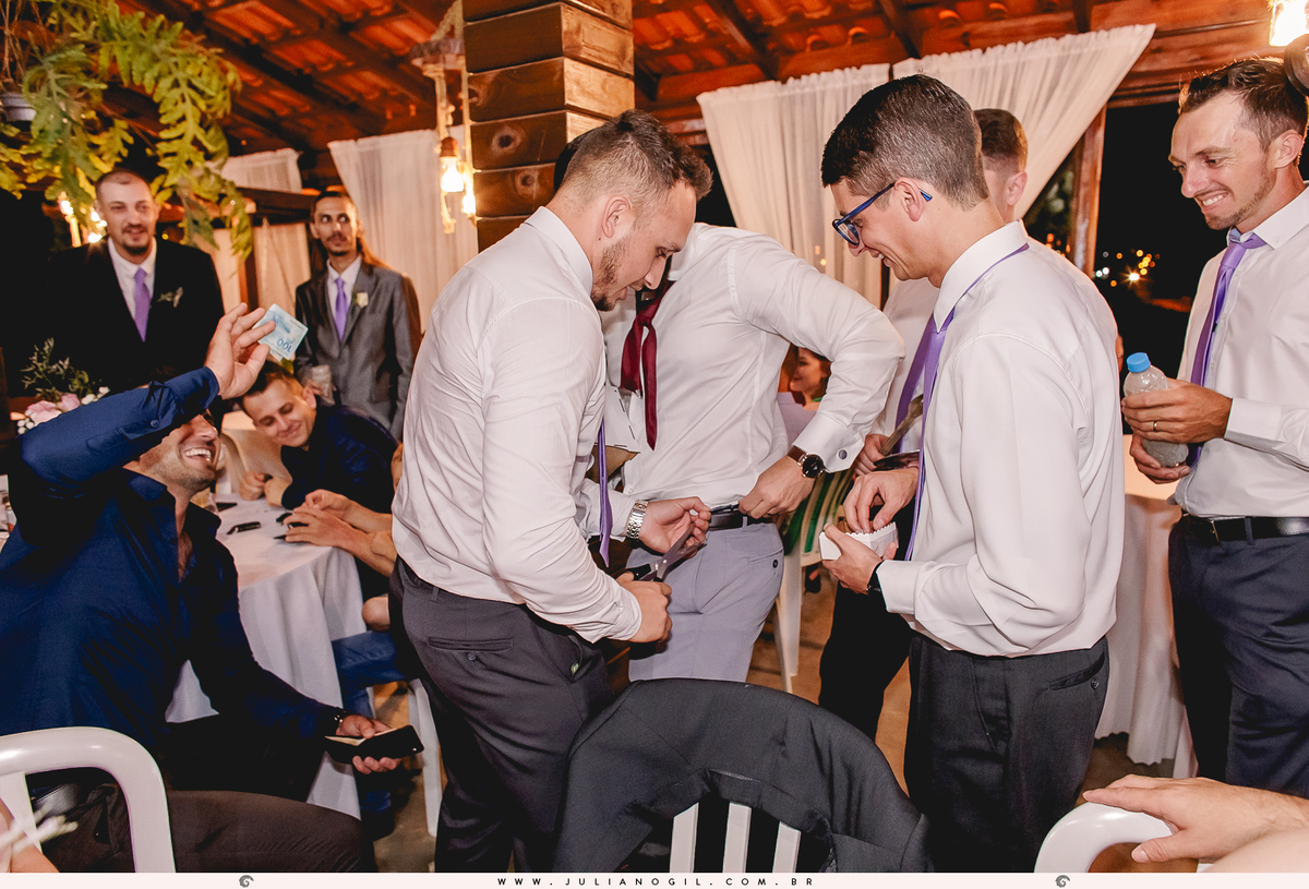 Recepção Festa de casamento Noiva Francieli Roik Noivo Anderson Ferreira de Lima fotógrafo Juliano Gil Irati Paraná Casamento Aline Xavier Aline Gabrielle Zerbinatti Igreja Imaculado Coração de Maria Rancho Vó Tereza Hotel Monte Libano