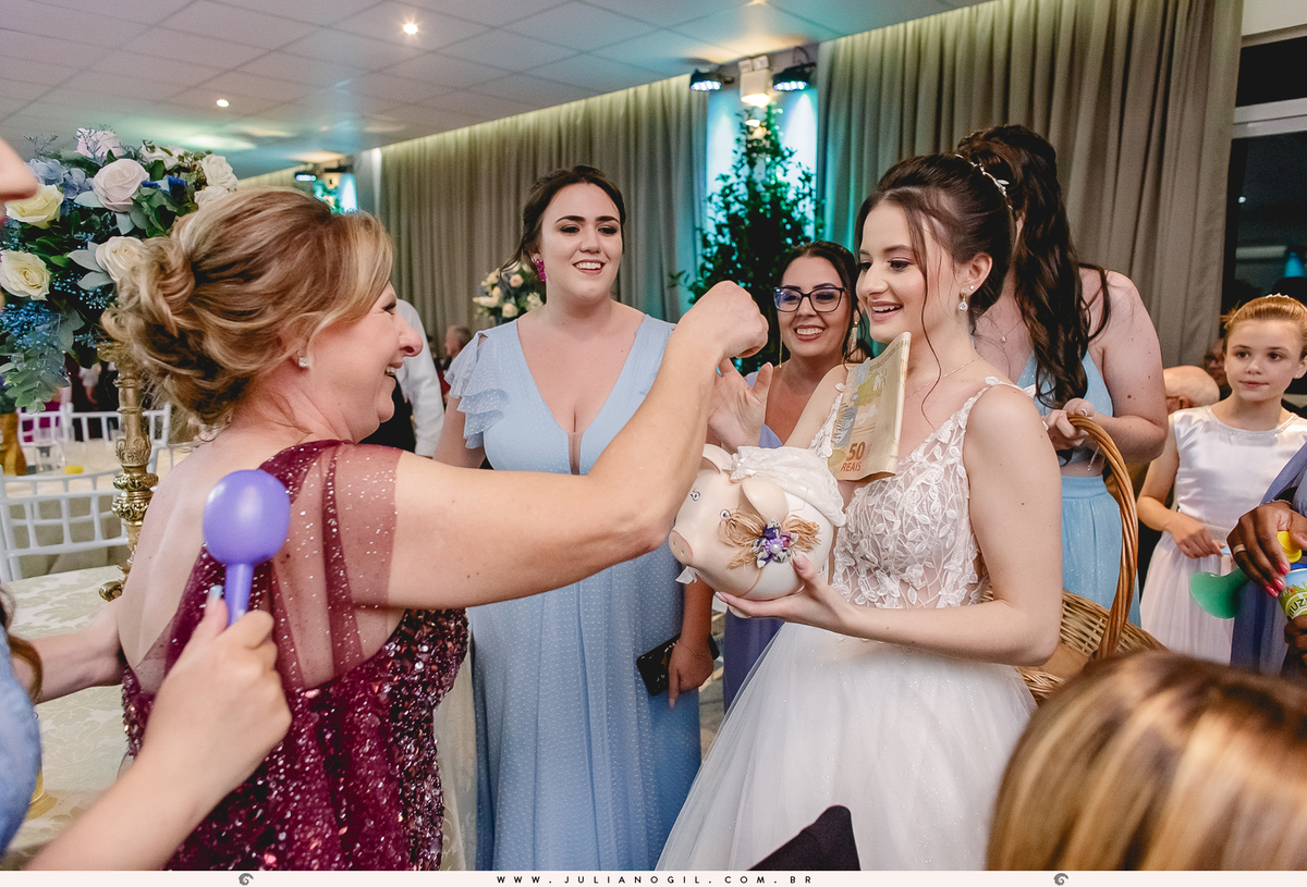 Casamento Jeferson Girotto Carol Jacumasso Santuário São Francisco de Assis curitiba  irati Paraná fotógrafo de casamento juliano gil