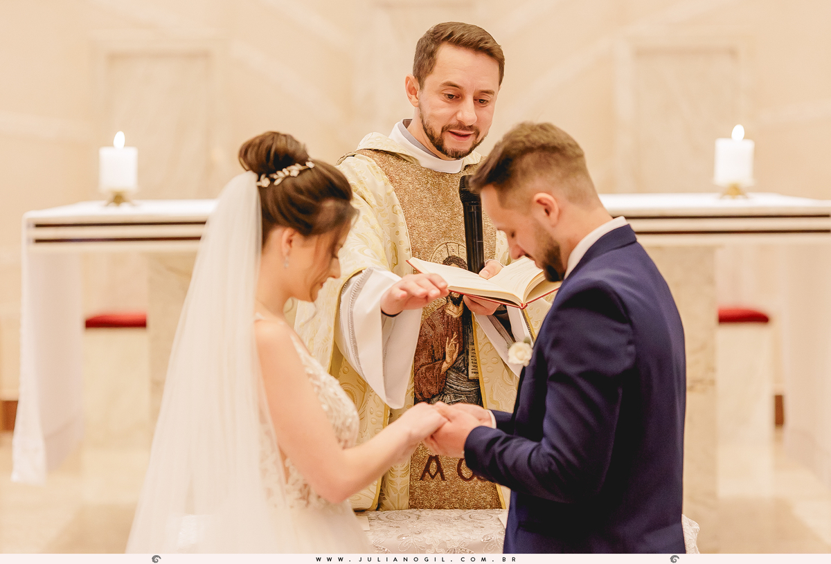Casamento Jeferson Girotto Carol Jacumasso Santuário São Francisco de Assis curitiba  irati Paraná fotógrafo de casamento juliano gil