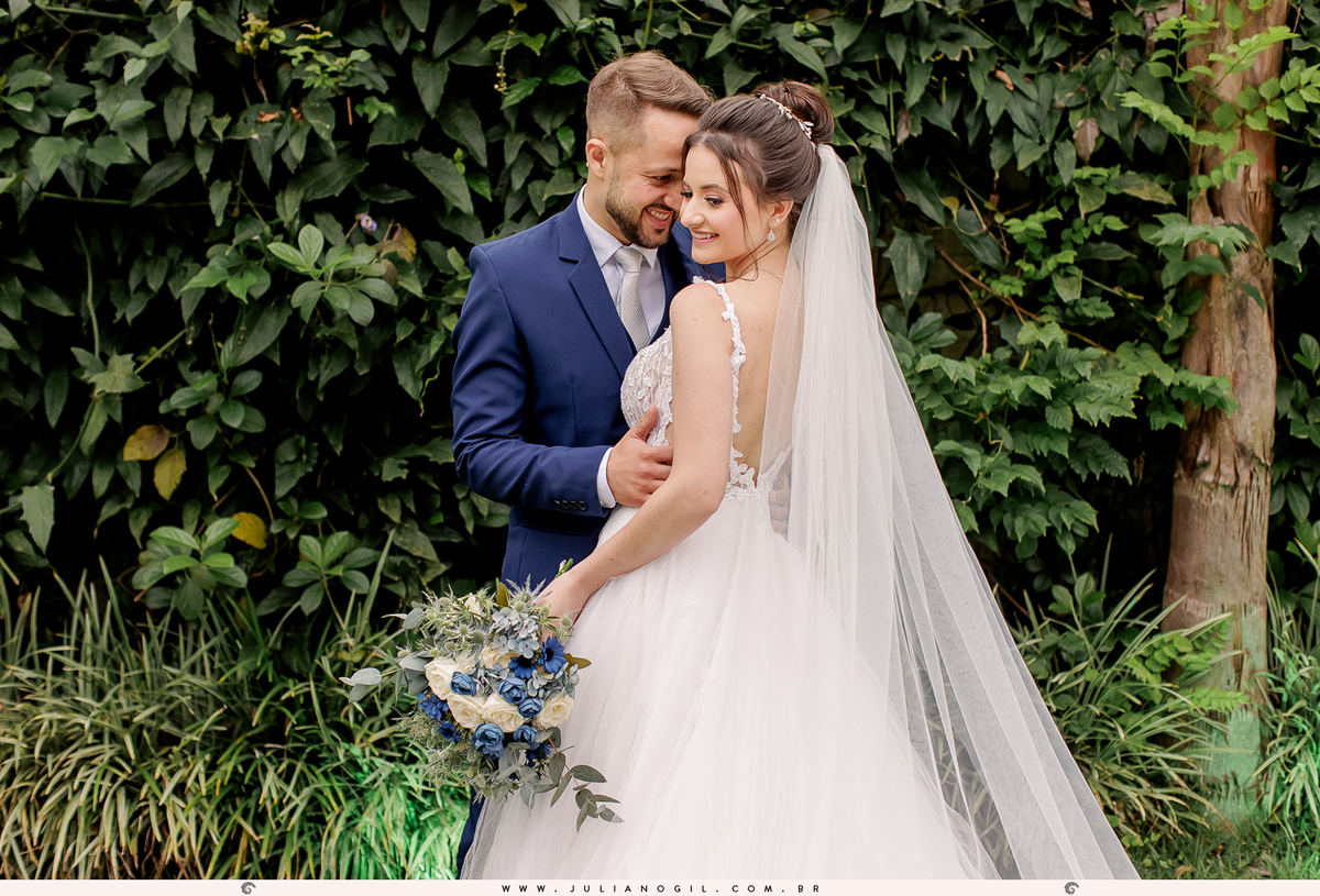 Casamento Jeferson Girotto Carol Jacumasso Santuário São Francisco de Assis curitiba  irati Paraná fotógrafo de casamento juliano gil