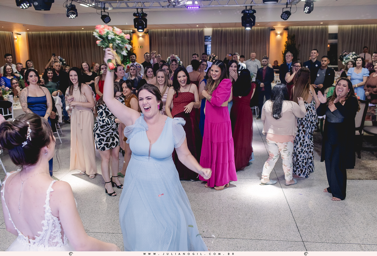 Casamento Jeferson Girotto Carol Jacumasso Santuário São Francisco de Assis curitiba  irati Paraná fotógrafo de casamento juliano gil