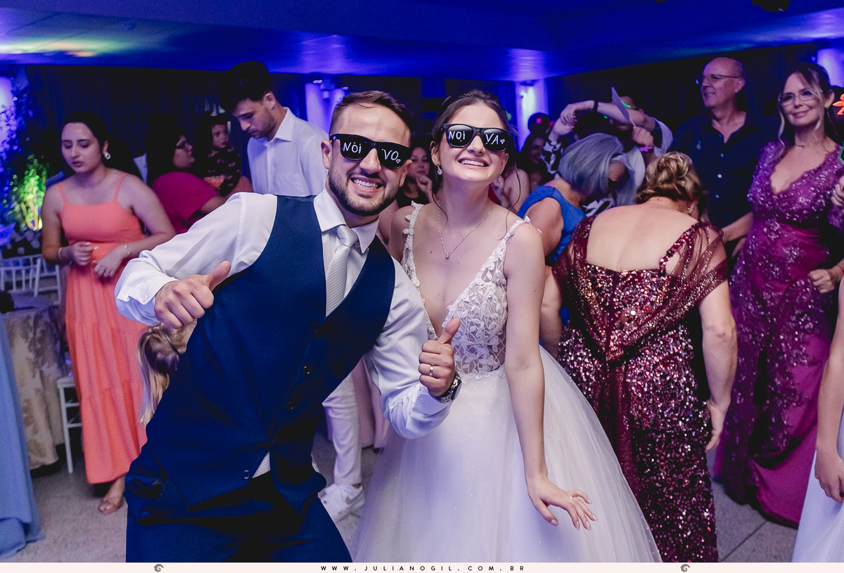 Casamento Jeferson Girotto Carol Jacumasso Santuário São Francisco de Assis curitiba  irati Paraná fotógrafo de casamento juliano gil
