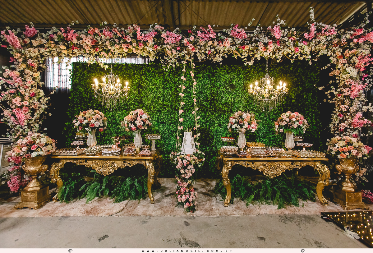 Recepção Festa de Casamento Noiva Ana Claudia dos Santos Noivo Luiz Fernando Grabowski Paróquia São Pedro Apóstolo Salão de Festa Capela Nossa Senhora Aparecida Fotógrafo Juliano Gil Mallet Paraná Irati Casamento Decoração