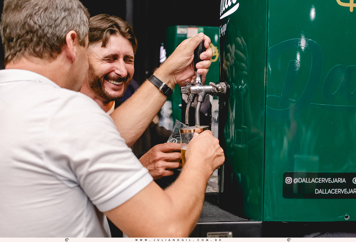 Recepção Festa de Casamento Noiva Ana Claudia dos Santos Noivo Luiz Fernando Grabowski Paróquia São Pedro Apóstolo Salão de Festa Capela Nossa Senhora Aparecida Fotógrafo Juliano Gil Mallet Paraná Irati Casamento