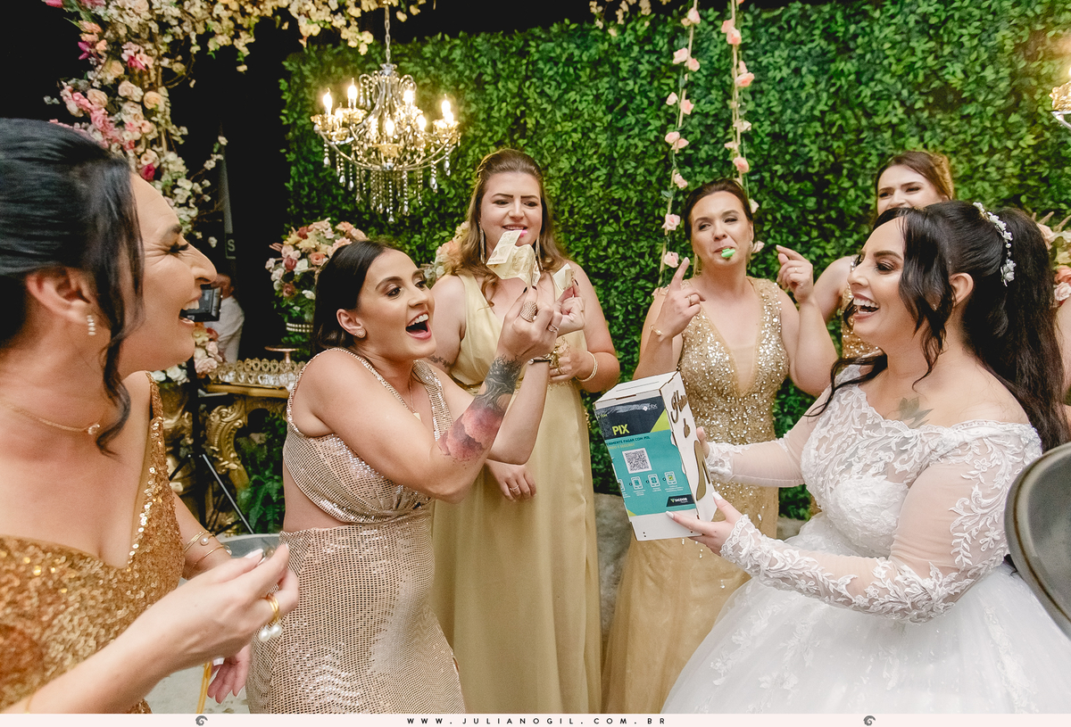 Recepção Festa de Casamento Noiva Ana Claudia dos Santos Noivo Luiz Fernando Grabowski Paróquia São Pedro Apóstolo Salão de Festa Capela Nossa Senhora Aparecida Fotógrafo Juliano Gil Mallet Paraná Irati Casamento