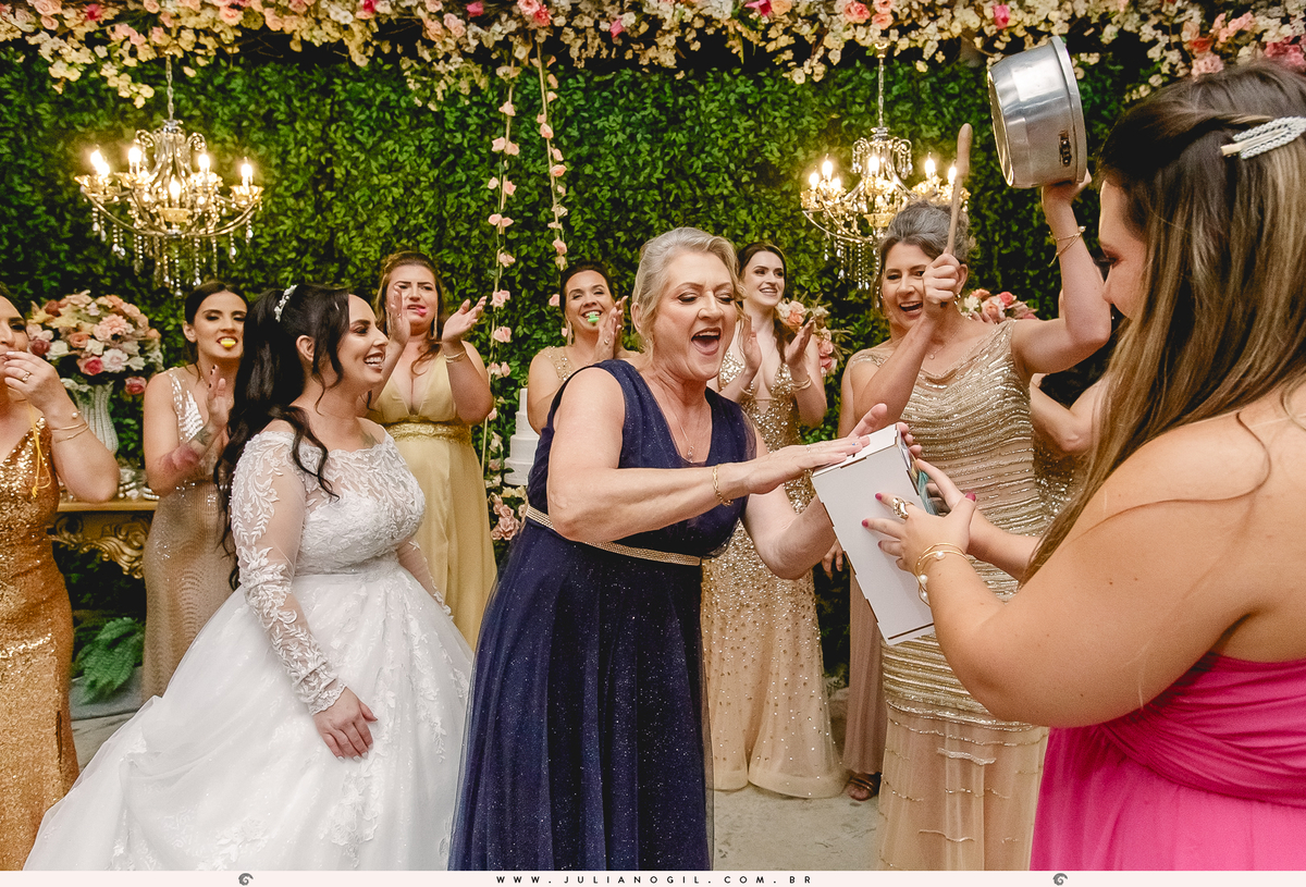 Recepção Festa de Casamento Noiva Ana Claudia dos Santos Noivo Luiz Fernando Grabowski Paróquia São Pedro Apóstolo Salão de Festa Capela Nossa Senhora Aparecida Fotógrafo Juliano Gil Mallet Paraná Irati Casamento