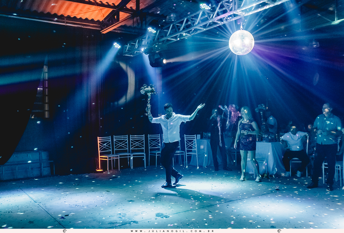 Recepção Festa de Casamento Noiva Ana Claudia dos Santos Noivo Luiz Fernando Grabowski Paróquia São Pedro Apóstolo Salão de Festa Capela Nossa Senhora Aparecida Fotógrafo Juliano Gil Mallet Paraná Irati Casamento