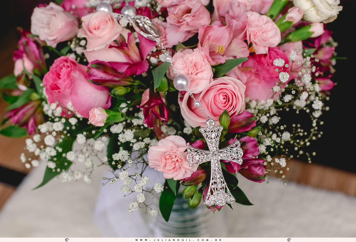 Making of Noiva Ana Claudia dos Santos Paróquia São Pedro Apóstolo Salão de Festa Capela Nossa Senhora Aparecida Fotógrafo Juliano Gil Mallet Paraná Irati Casamento