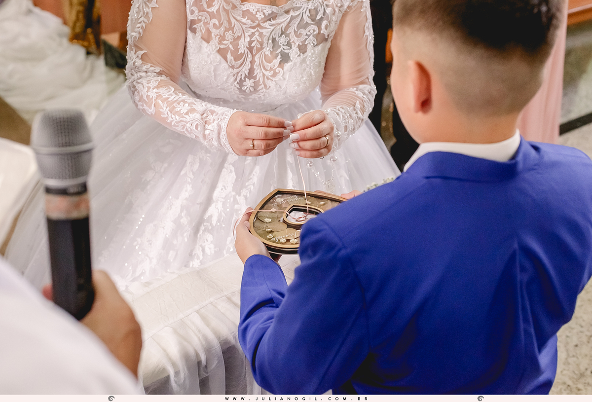 Casamento Noiva Ana Claudia dos Santos Noivo Luiz Fernando Grabowski Paróquia São Pedro Apóstolo Salão de Festa Capela Nossa Senhora Aparecida Fotógrafo Juliano Gil Mallet Paraná Irati Casamento