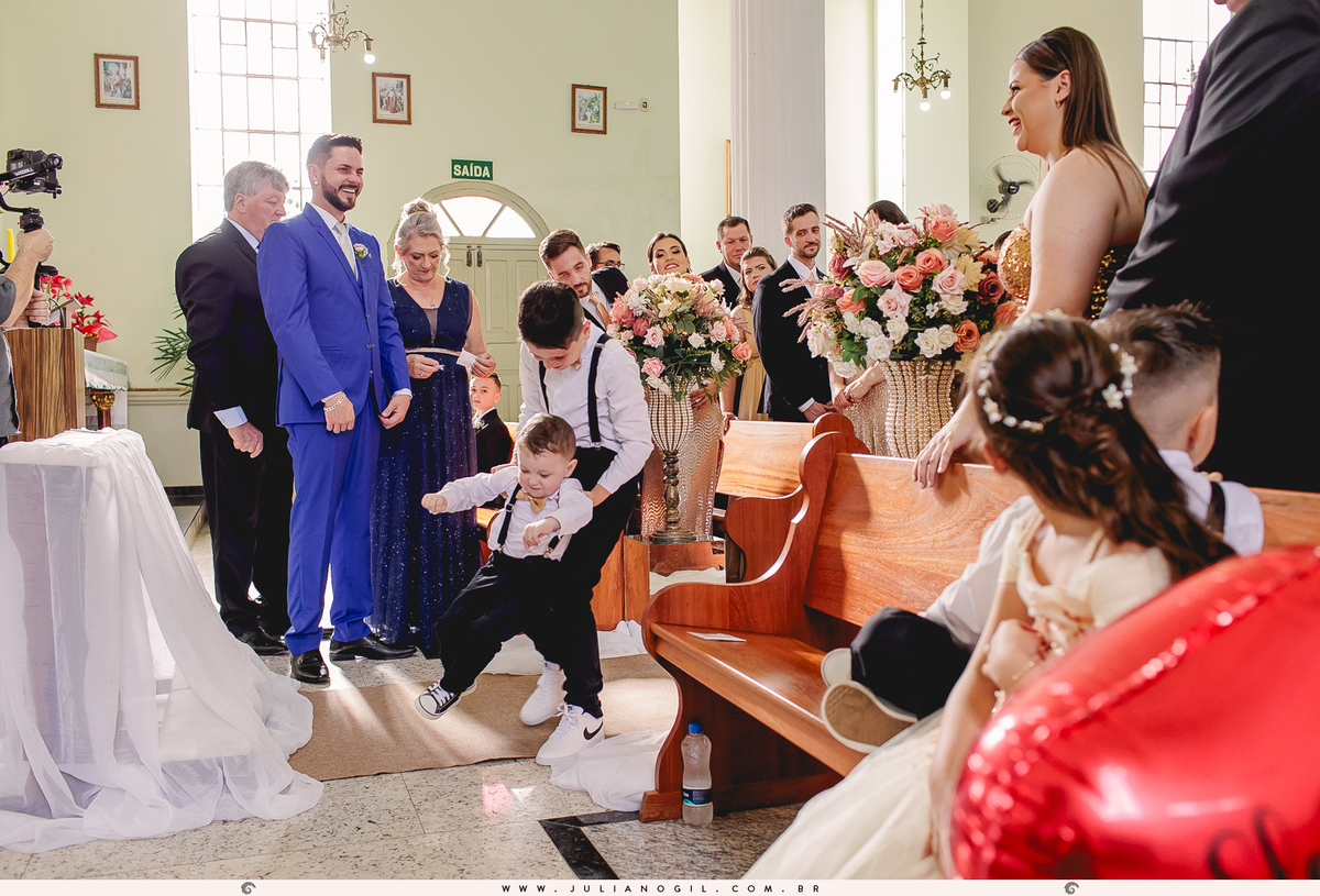 Casamento Noiva Ana Claudia dos Santos Noivo Luiz Fernando Grabowski Paróquia São Pedro Apóstolo Salão de Festa Capela Nossa Senhora Aparecida Fotógrafo Juliano Gil Mallet Paraná Irati Casamento