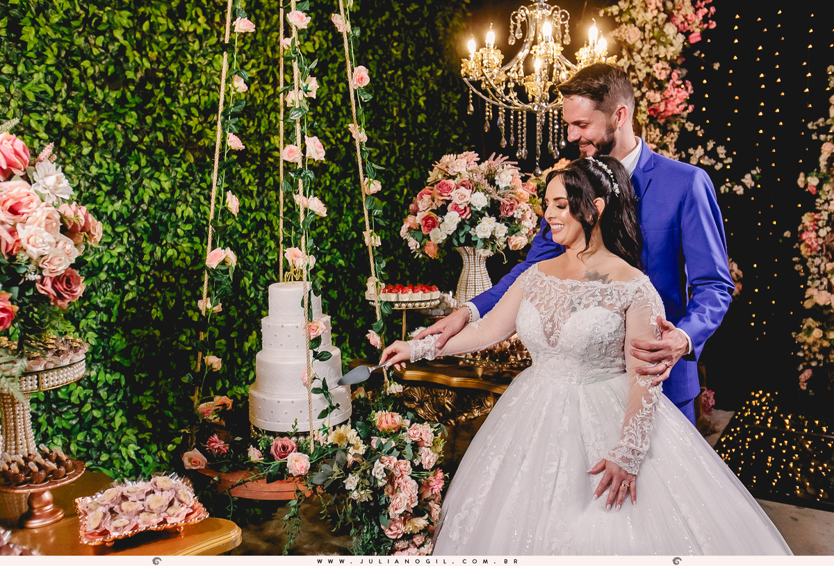Recepção Festa de Casamento Noiva Ana Claudia dos Santos Noivo Luiz Fernando Grabowski Paróquia São Pedro Apóstolo Salão de Festa Capela Nossa Senhora Aparecida Fotógrafo Juliano Gil Mallet Paraná Irati Casamento