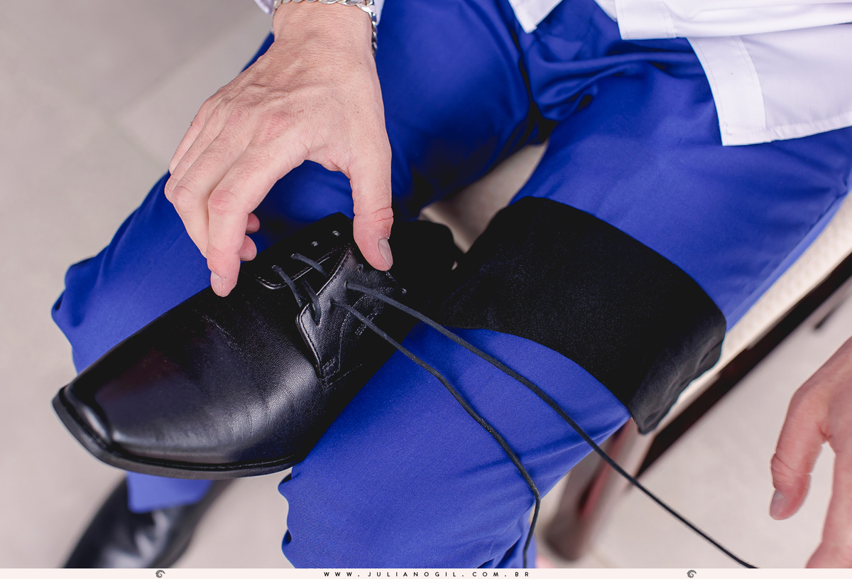 Making of Noivo Luiz Fernando Grabowski Paróquia São Pedro Apóstolo Salão de Festa Capela Nossa Senhora Aparecida Fotógrafo Juliano Gil Mallet Paraná Irati Casamento