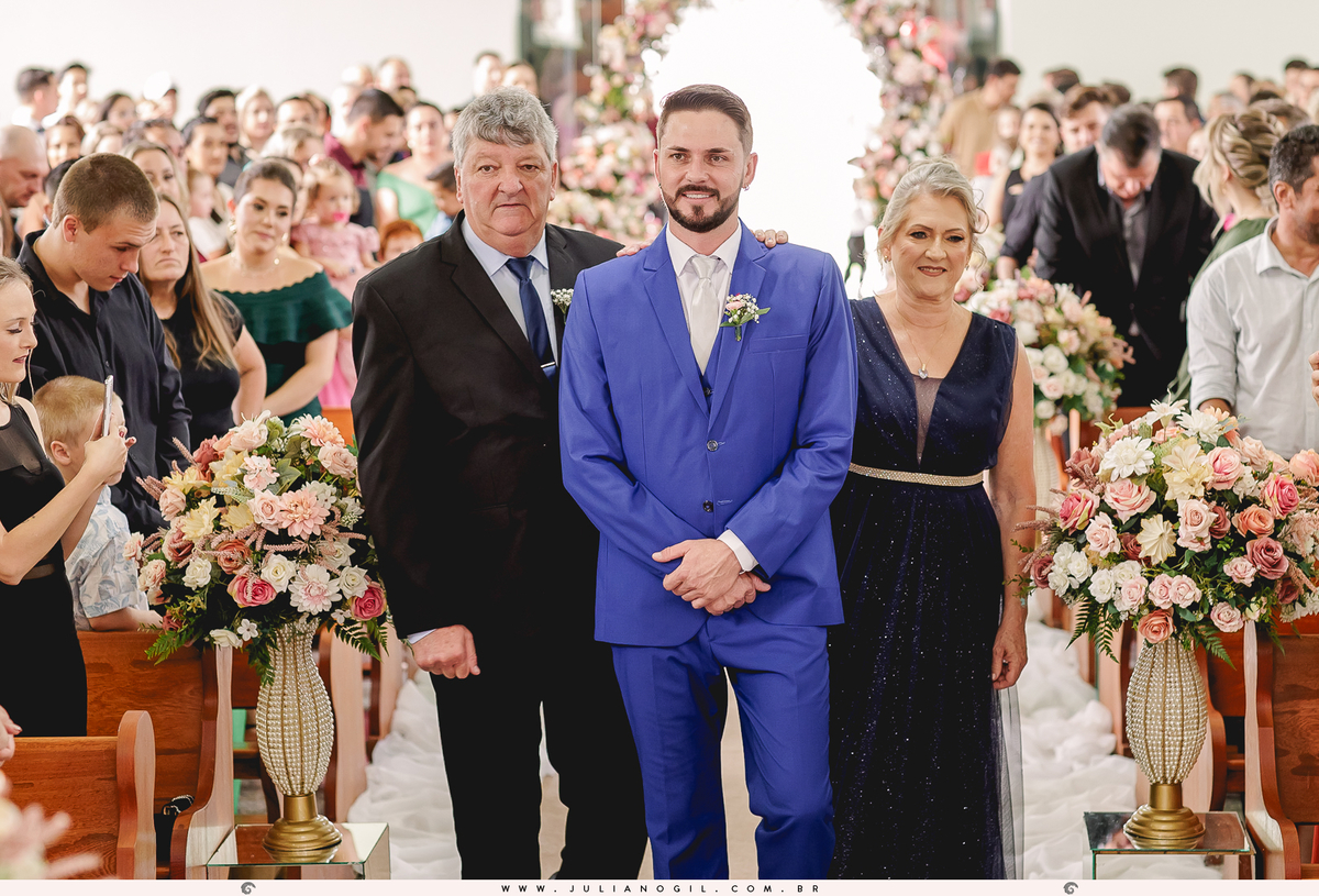 Casamento Noiva Ana Claudia dos Santos Noivo Luiz Fernando Grabowski Paróquia São Pedro Apóstolo Salão de Festa Capela Nossa Senhora Aparecida Fotógrafo Juliano Gil Mallet Paraná Irati Casamento