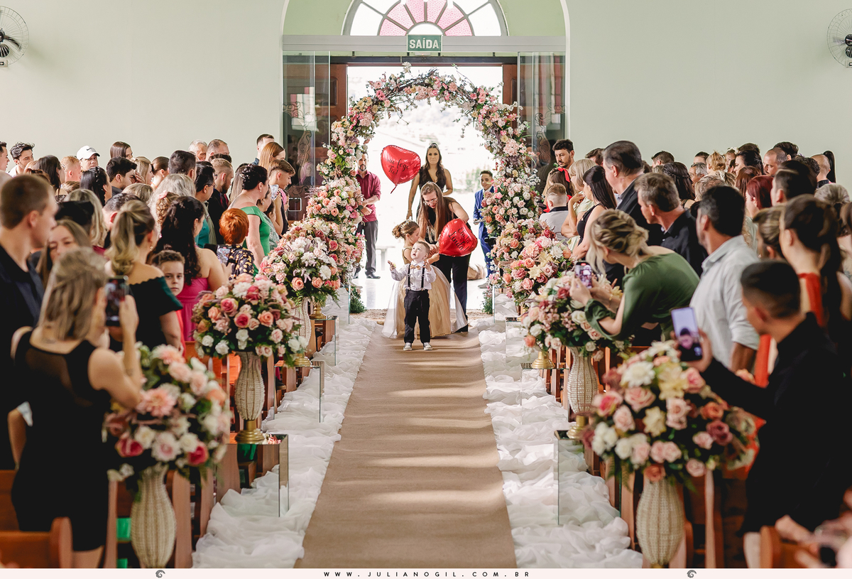 Casamento Noiva Ana Claudia dos Santos Noivo Luiz Fernando Grabowski Paróquia São Pedro Apóstolo Salão de Festa Capela Nossa Senhora Aparecida Fotógrafo Juliano Gil Mallet Paraná Irati Casamento