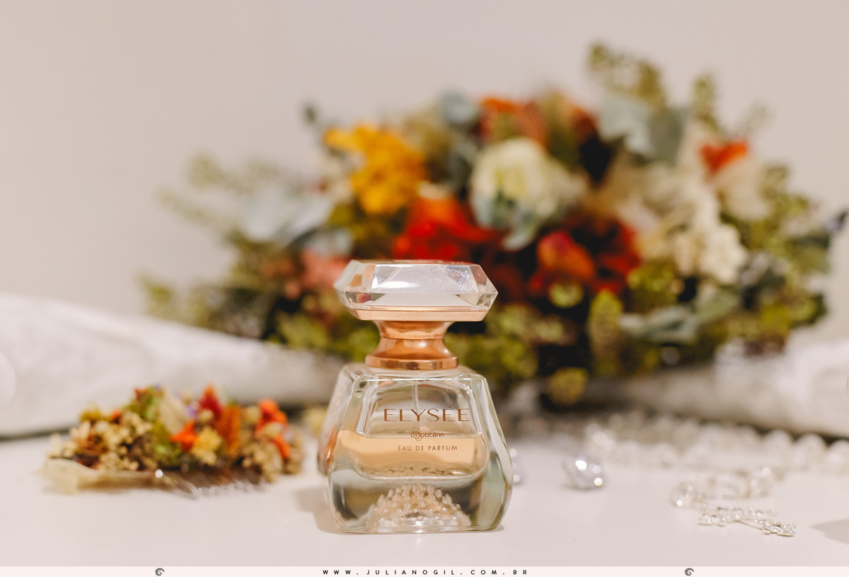 making of da noiva Lilian Tondelo tay muchau prudentópolis paraná vestido de novia fotógrafo juliano gil casamento ponte alta santuário nossa senhora das graças bota country rústico crioulo batista maquiagem terno barbearia gravata festa de interior