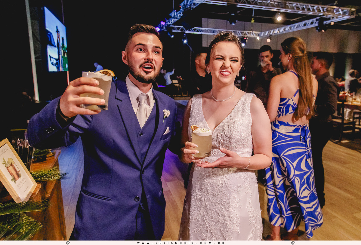 Casamento Caroline Poplaviski e  Matheus Basilio fotógrafo juliano gil hotel bourbon ponta grossa casamento noiva madrinhas sapato vestido curitiba paraná maquiagem recepção mirante dos campos ar livre 
cerimônia felipe salanti decoração jessica santos