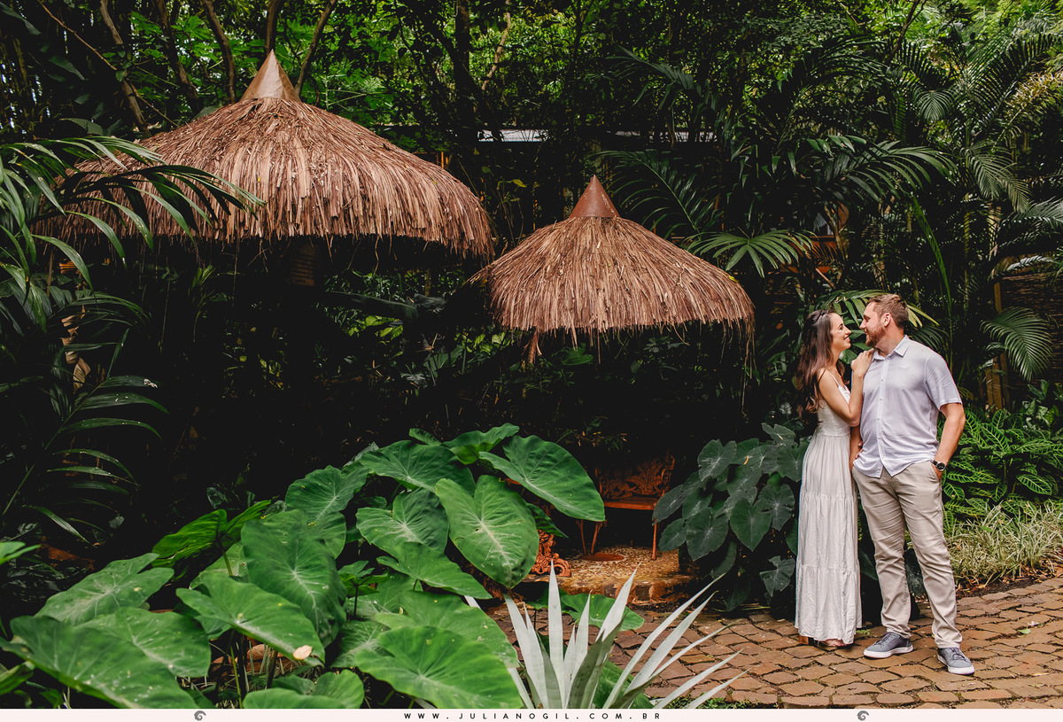 pré casamento eden spa fotógrafo juliano gil noiva noivo Marine e Leonardo lago pôr do sol vestido casa chalé irati paraná prudentópolis ponta grossa campo mourão maringá wedding bride externo ao ar livre
