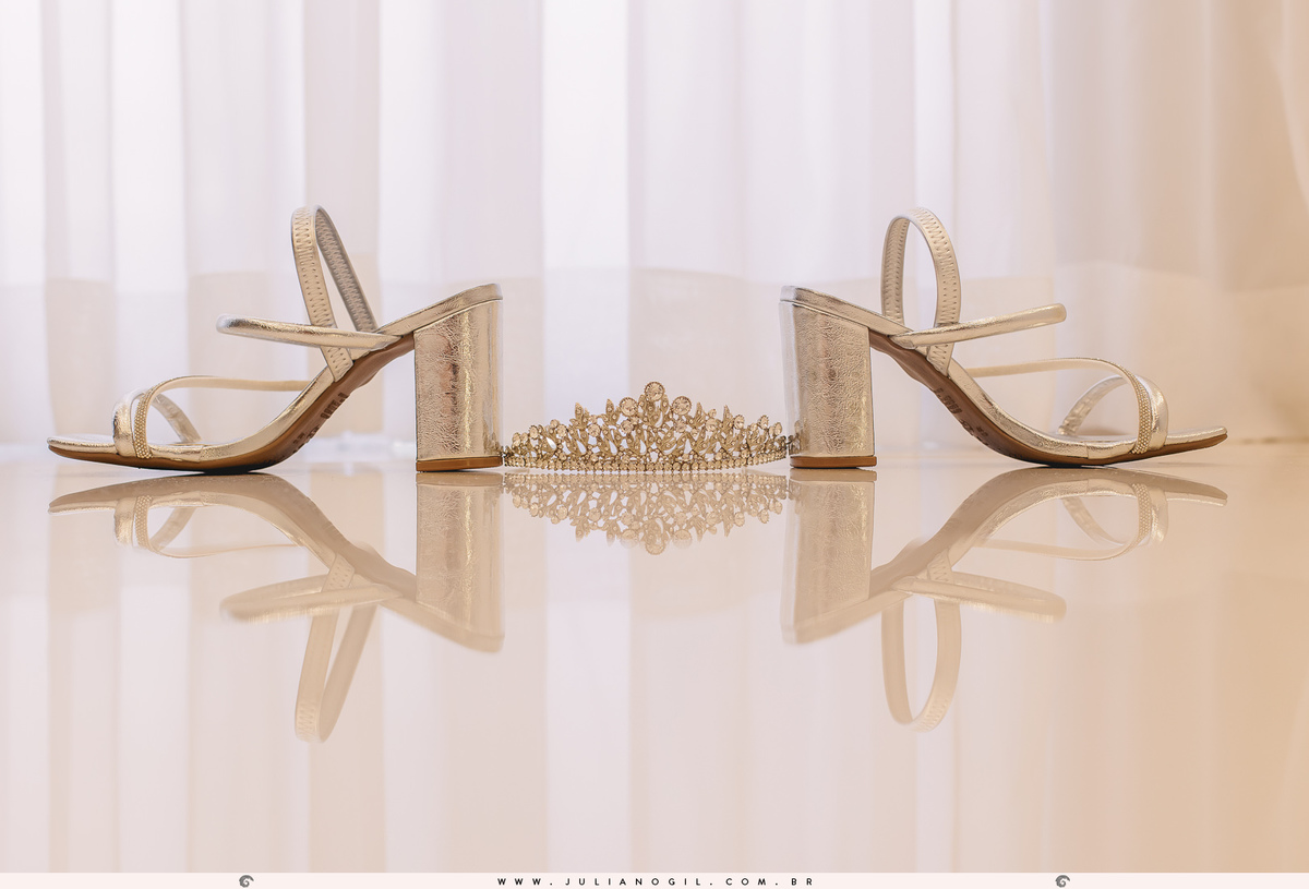 making of casamento Emanuelle e Felipe fotógrafo Juliano Gil igreja são josafat festa clube XVII madrinhas padrinhos noiva noivo prudentópolis paraná francisco beltrão rito ucraniano korovai recepção salão vip  brinde wedding bride