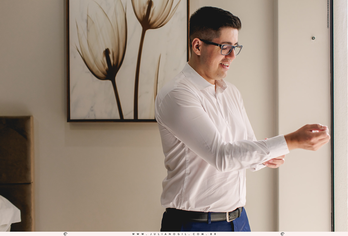 making of casamento Emanuelle e Felipe fotógrafo Juliano Gil igreja são josafat festa clube XVII madrinhas padrinhos noiva noivo prudentópolis paraná francisco beltrão rito ucraniano korovai recepção salão vip  brinde wedding bride decoração