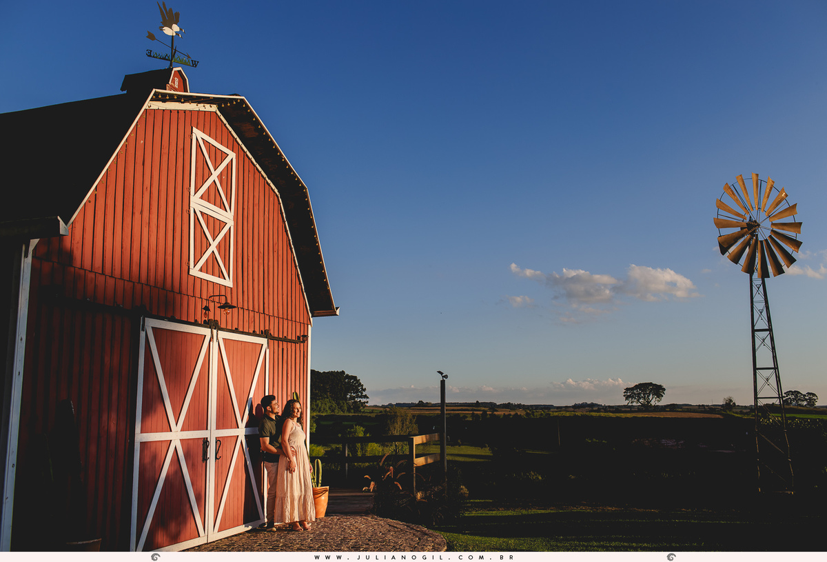 pre casamento fotografo juliano gil noiva Hanny noivo Andrei curitiba paraná palmeira colônia witmarsum ornamento ensaio externo noivado irati mallet rio azul ponta grossa união da vitória celeiro lavanda manjericão pôr do sol lavandário vale dos sonhos