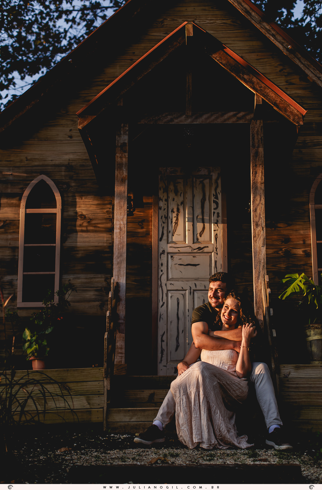 pre casamento fotografo juliano gil noiva Hanny noivo Andrei curitiba paraná palmeira colônia witmarsum ornamento ensaio externo noivado irati mallet rio azul ponta grossa união da vitória celeiro lavanda manjericão pôr do sol lavandário vale dos sonhos