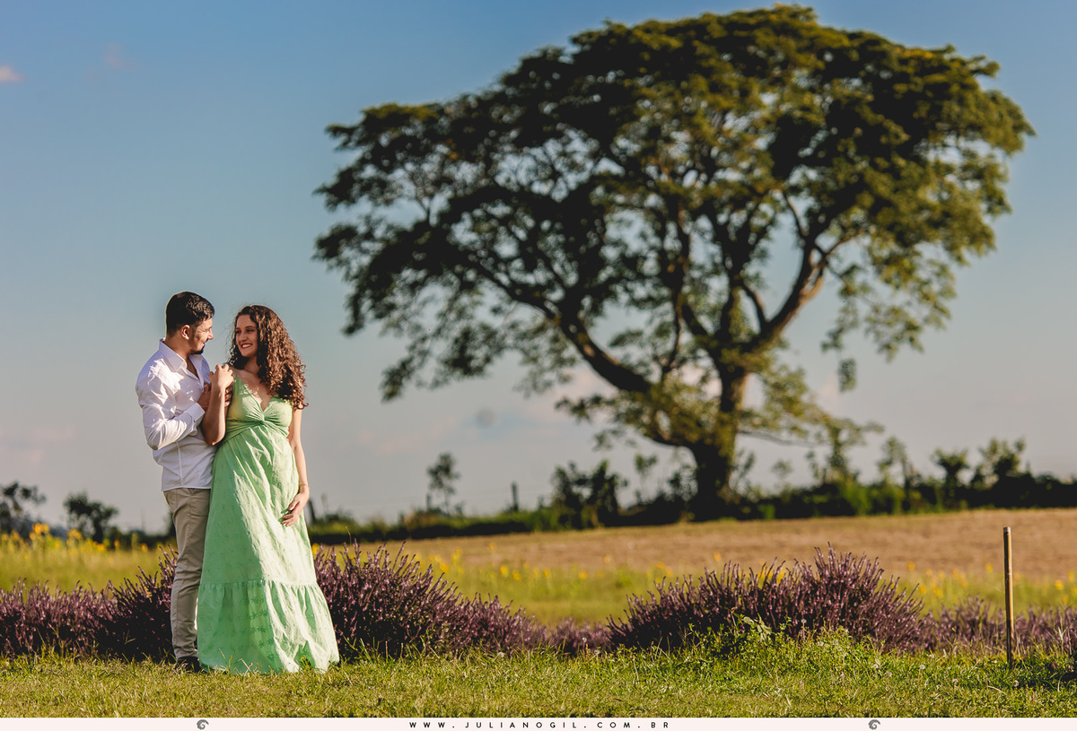 pre casamento fotografo juliano gil noiva Hanny noivo Andrei curitiba paraná palmeira colônia witmarsum ornamento ensaio externo noivado irati mallet rio azul ponta grossa união da vitória celeiro lavanda manjericão pôr do sol lavandário vale dos sonhos