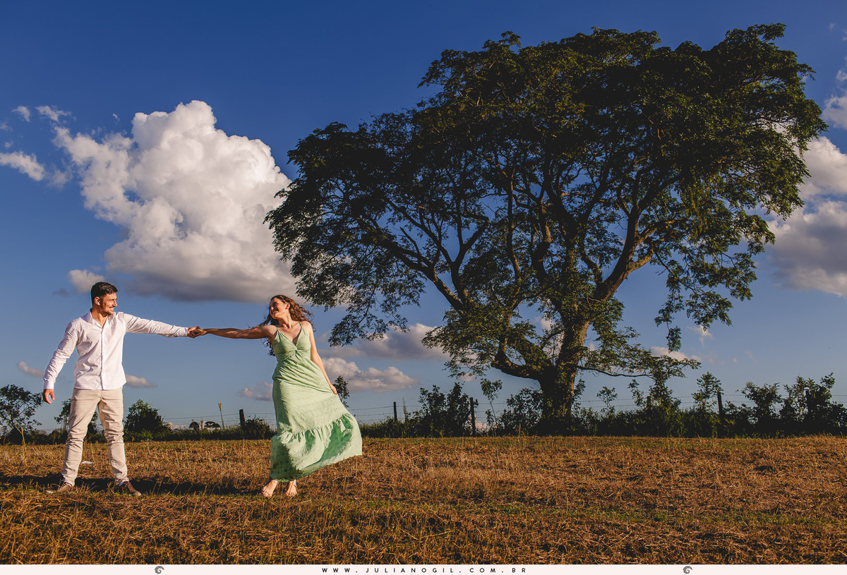 pre casamento fotografo juliano gil noiva Hanny noivo Andrei curitiba paraná palmeira colônia witmarsum ornamento ensaio externo noivado irati mallet rio azul ponta grossa união da vitória celeiro lavanda manjericão pôr do sol lavandário vale dos sonhos