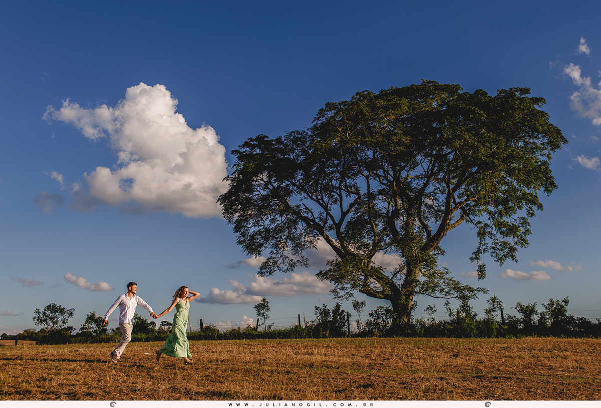 pre casamento fotografo juliano gil noiva Hanny noivo Andrei curitiba paraná palmeira colônia witmarsum ornamento ensaio externo noivado irati mallet rio azul ponta grossa união da vitória celeiro lavanda manjericão pôr do sol lavandário vale dos sonhos