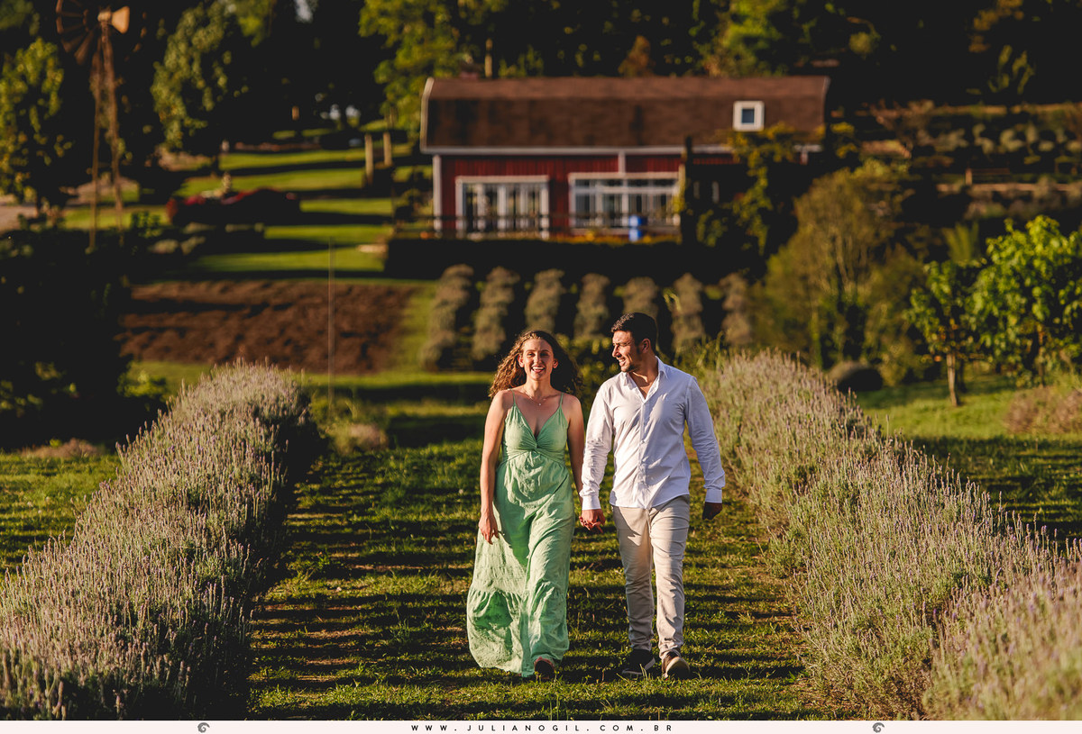 pre casamento fotografo juliano gil noiva Hanny noivo Andrei curitiba paraná palmeira colônia witmarsum ornamento ensaio externo noivado irati mallet rio azul ponta grossa união da vitória celeiro lavanda manjericão pôr do sol lavandário vale dos sonhos