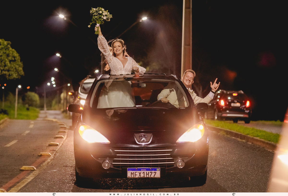 casamento Luiza Gaspar e Luís Felipe Carraro fotógrafo Juliano Gil igreja perpétuo socorro irati paraná ivaí ponta grossa curitiba barbearia 21 de maio salão da renata maquiadora vanessa novinski família bride noiva noivo canto verde cerimonial 