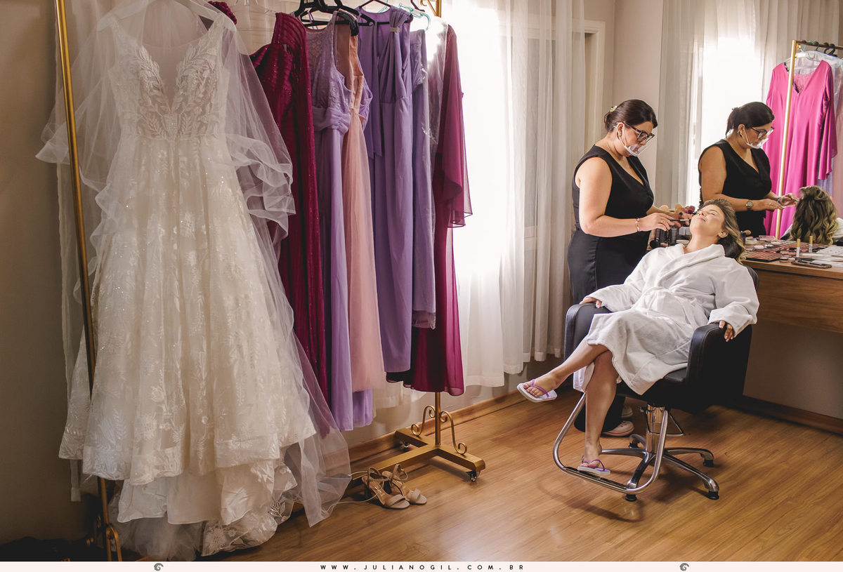 making of casamento Gizelle Lima e Luiz Carlos Basso itapeva são paulo fotógrafo juliano gil irati paraná junior alvez wedding bride noiva família vestido make first touch emoção detalhes