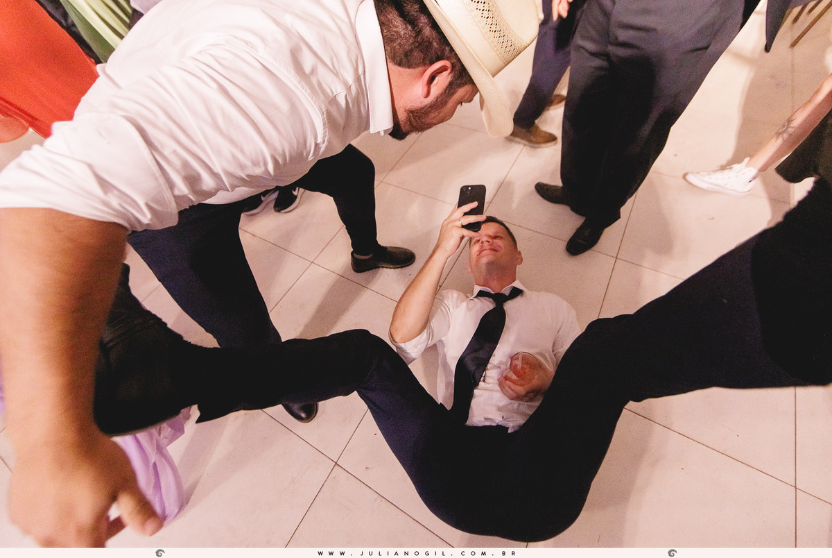 recepção de casamento Gizelle Lima e Luiz Carlos Basso itapeva são paulo fotógrafo juliano gil irati paraná junior alvez wedding bride noiva família vestido make first touch emoção detalhes noivo igreja santo antonio cerimônia católica manacá eventos