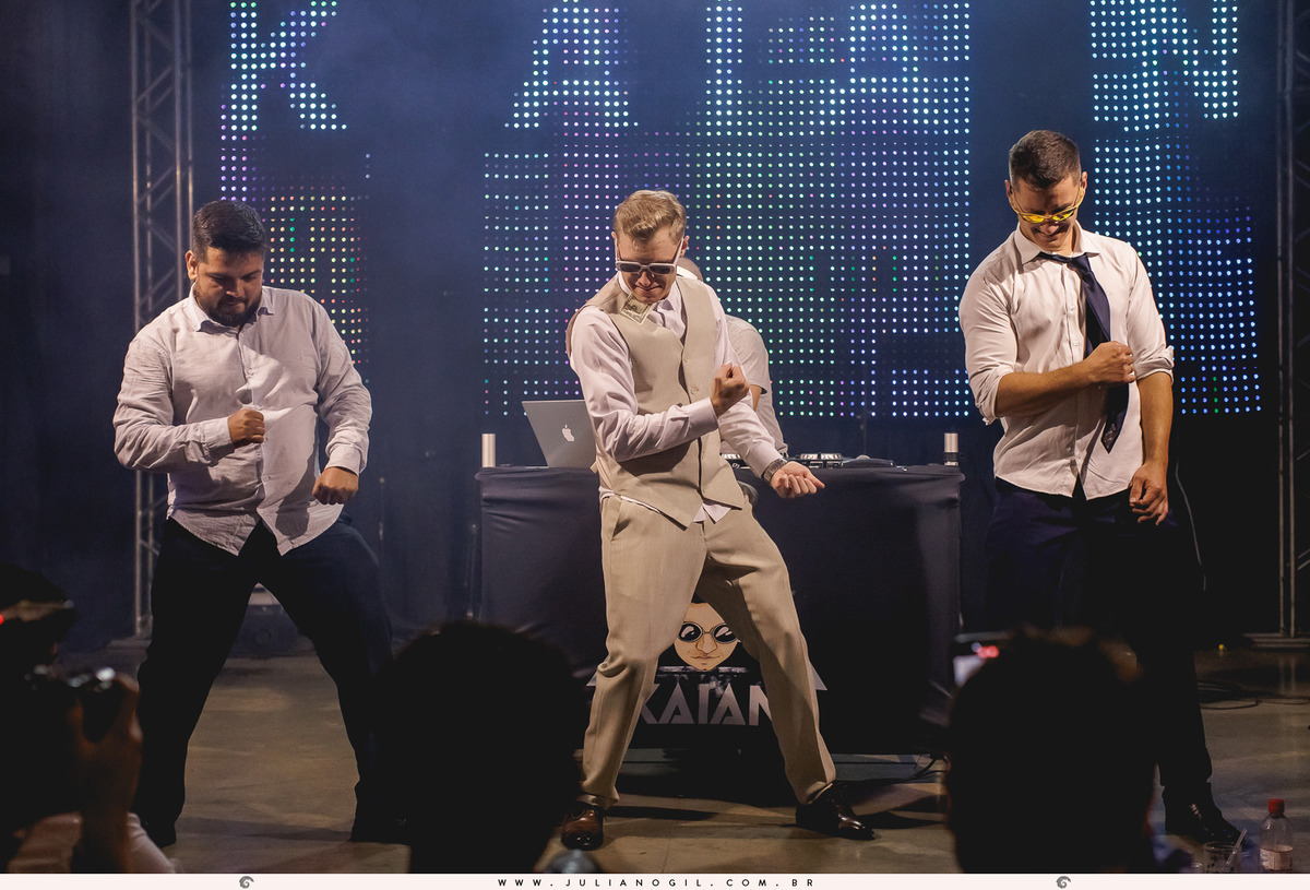 recepção de casamento Gizelle Lima e Luiz Carlos Basso itapeva são paulo fotógrafo juliano gil irati paraná junior alvez wedding bride noiva família vestido make first touch emoção detalhes noivo igreja santo antonio cerimônia católica manacá eventos