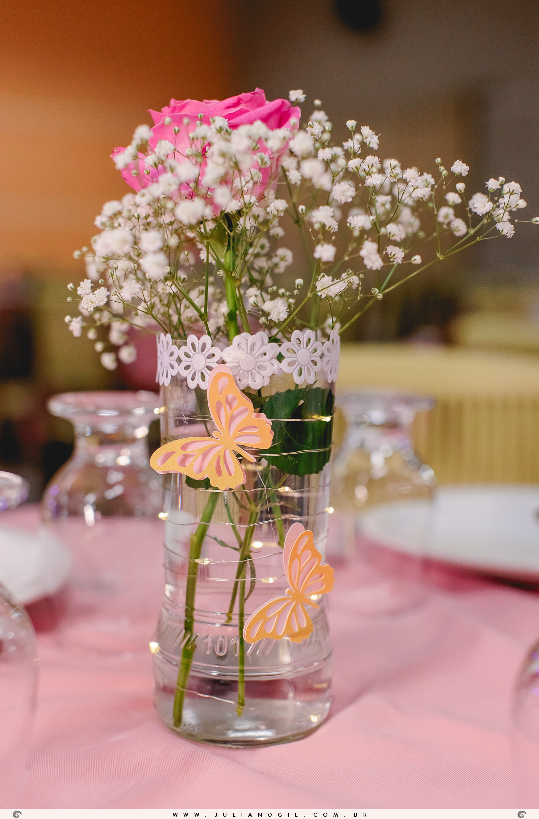 aniversário 15 anos Giovana Valenga fotógrafo Juliano Gil Irati Paraná estúdio Day Moreira associação da prefeitura maquiagem Regy Makes vestido Priscila Susko bar JP Tech princesa debutante família homenagem dança festa parabéns curitiba guarapuava