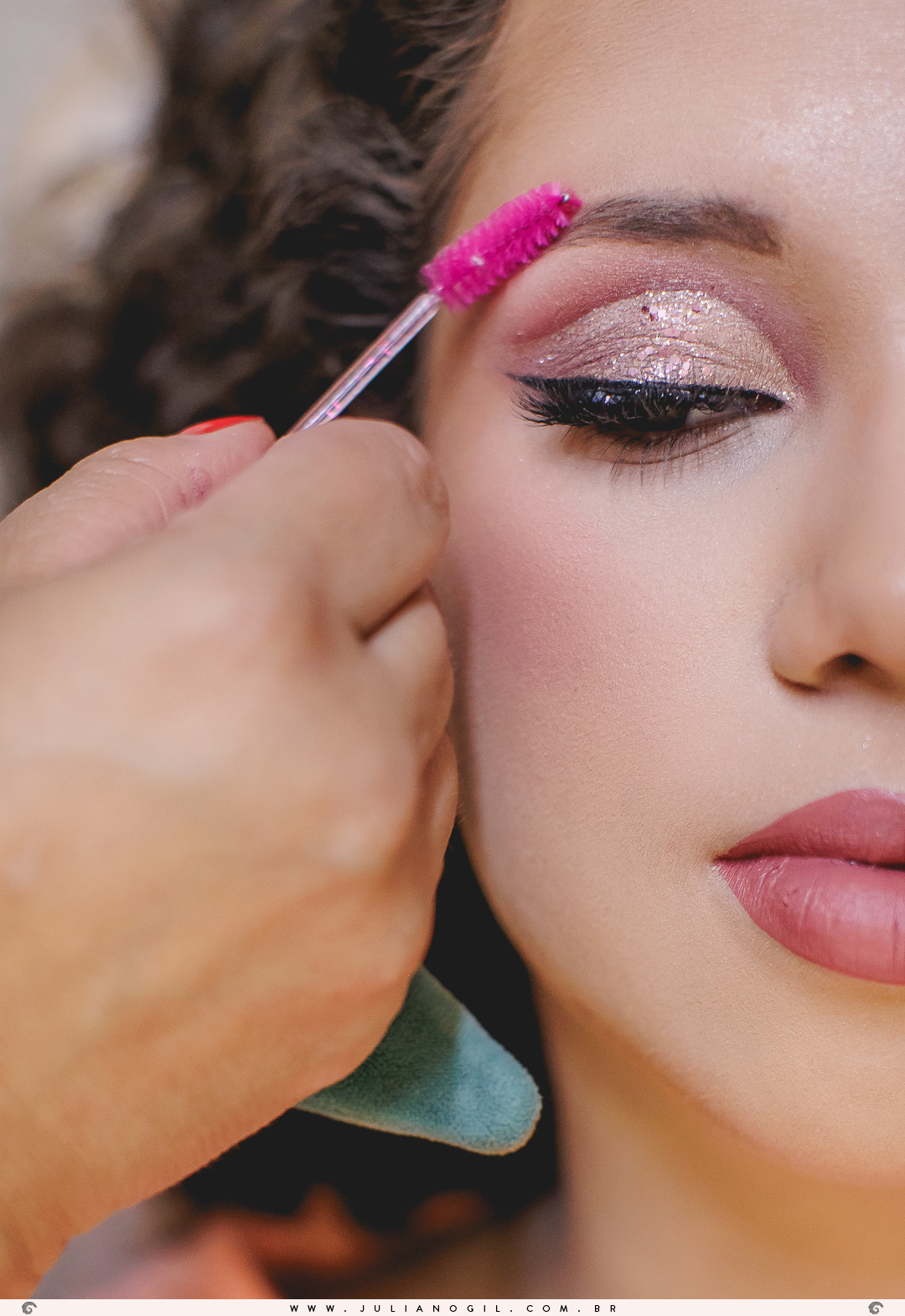 aniversário 15 anos Giovana Valenga fotógrafo Juliano Gil Irati Paraná estúdio Day Moreira associação da prefeitura maquiagem Regy Makes vestido Priscila Susko bar JP Tech princesa debutante família homenagem dança festa parabéns curitiba guarapuava