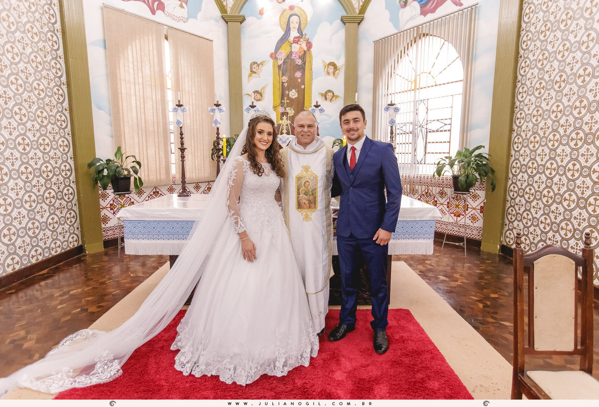 casamento Hanny e Andrei fotógrafo Juliano Gil Rio Azul Paraná Irati making of casa maquiagem cabelo Emerson Olicheski Umalu Eventos família noivo noiva vestido wedding Igreja Santa Teresinha do Menino Jesus Martins Eventos gravata cerimônia recepção