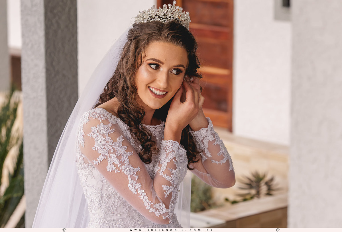 casamento Hanny e Andrei fotógrafo Juliano Gil Rio Azul Paraná Irati making of casa maquiagem cabelo Emerson Olicheski Umalu Eventos família noivo noiva vestido wedding Igreja Santa Teresinha do Menino Jesus Martins Eventos gravata cerimônia recepção