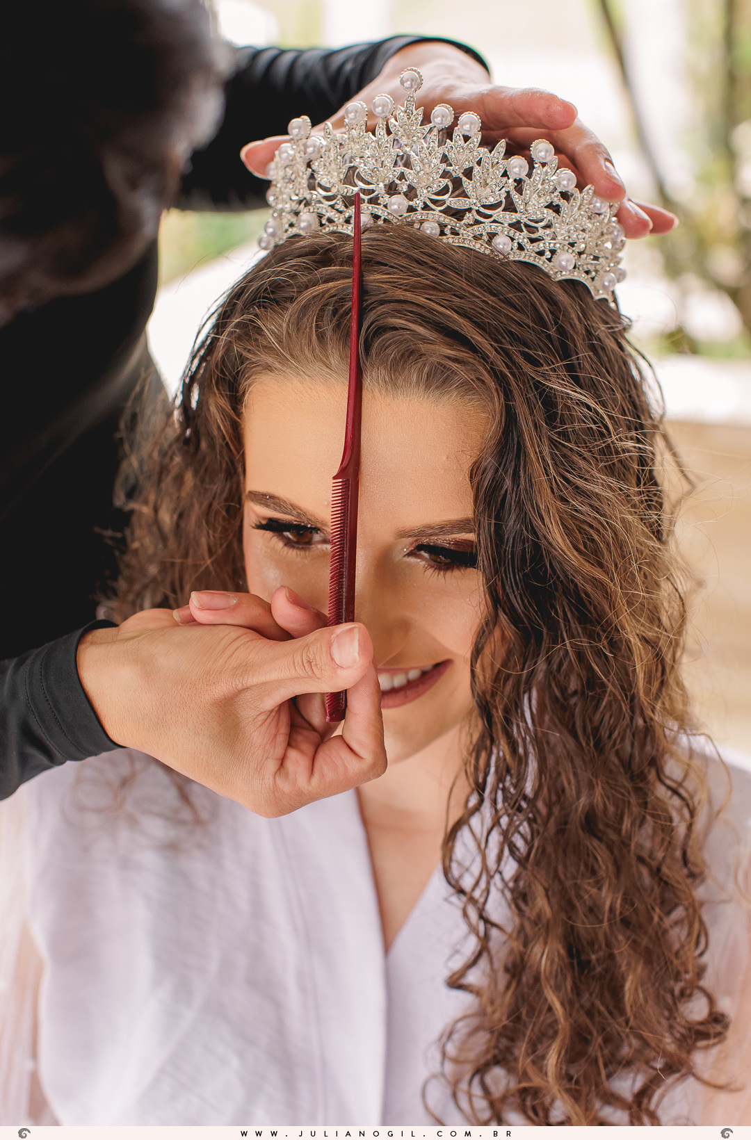 casamento Hanny e Andrei fotógrafo Juliano Gil Rio Azul Paraná Irati making of casa maquiagem cabelo Emerson Olicheski Umalu Eventos família noivo noiva vestido wedding Igreja Santa Teresinha do Menino Jesus Martins Eventos gravata cerimônia recepção