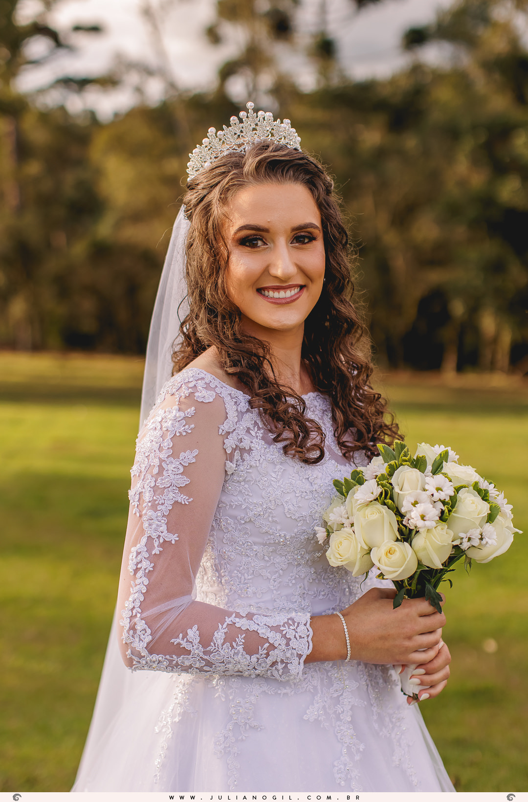 casamento Hanny e Andrei fotógrafo Juliano Gil Rio Azul Paraná Irati making of casa maquiagem cabelo Emerson Olicheski Umalu Eventos família noivo noiva vestido wedding Igreja Santa Teresinha do Menino Jesus Martins Eventos gravata cerimônia recepção