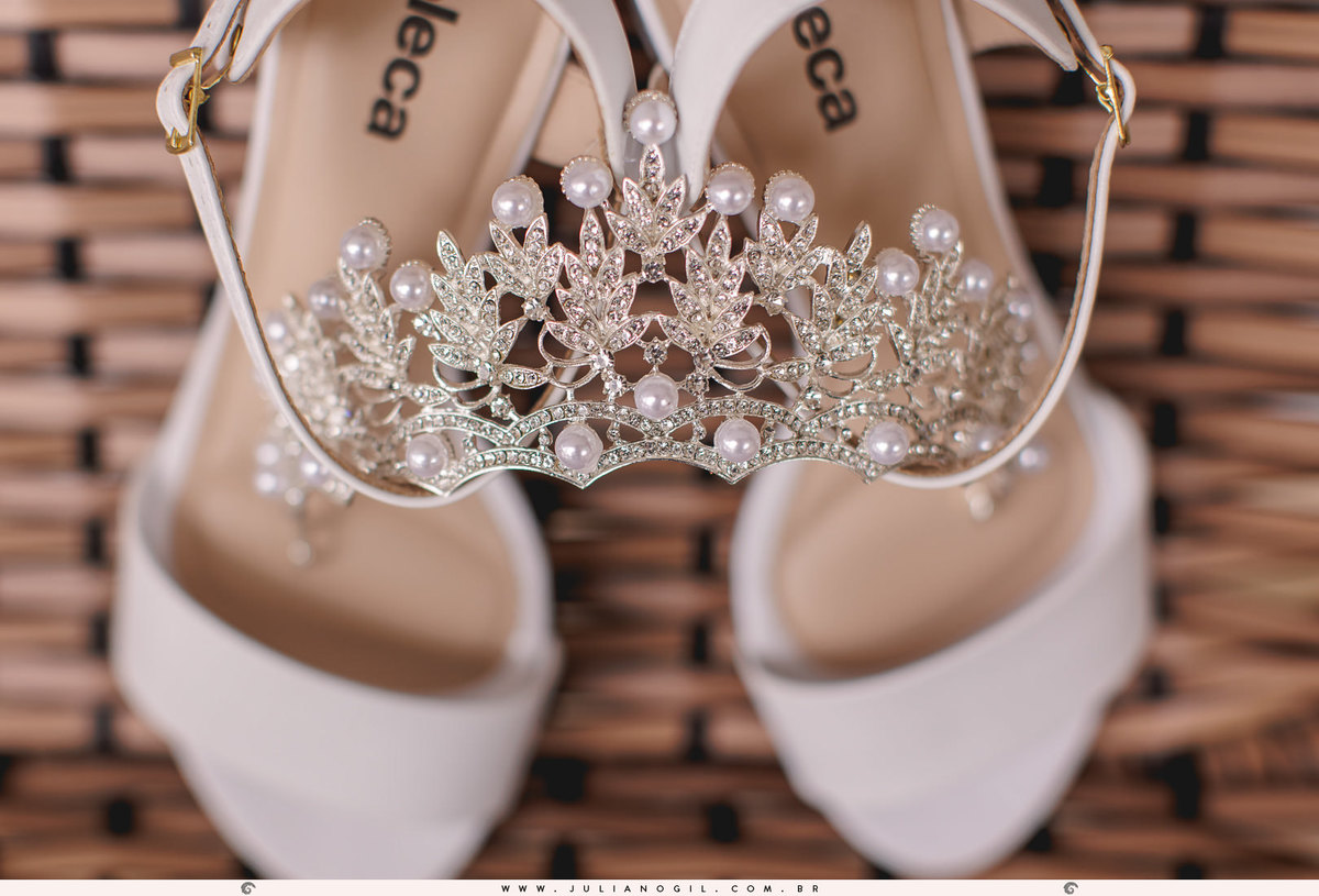 casamento Hanny e Andrei fotógrafo Juliano Gil Rio Azul Paraná Irati making of casa maquiagem cabelo Emerson Olicheski Umalu Eventos família noivo noiva vestido wedding Igreja Santa Teresinha do Menino Jesus Martins Eventos gravata cerimônia recepção