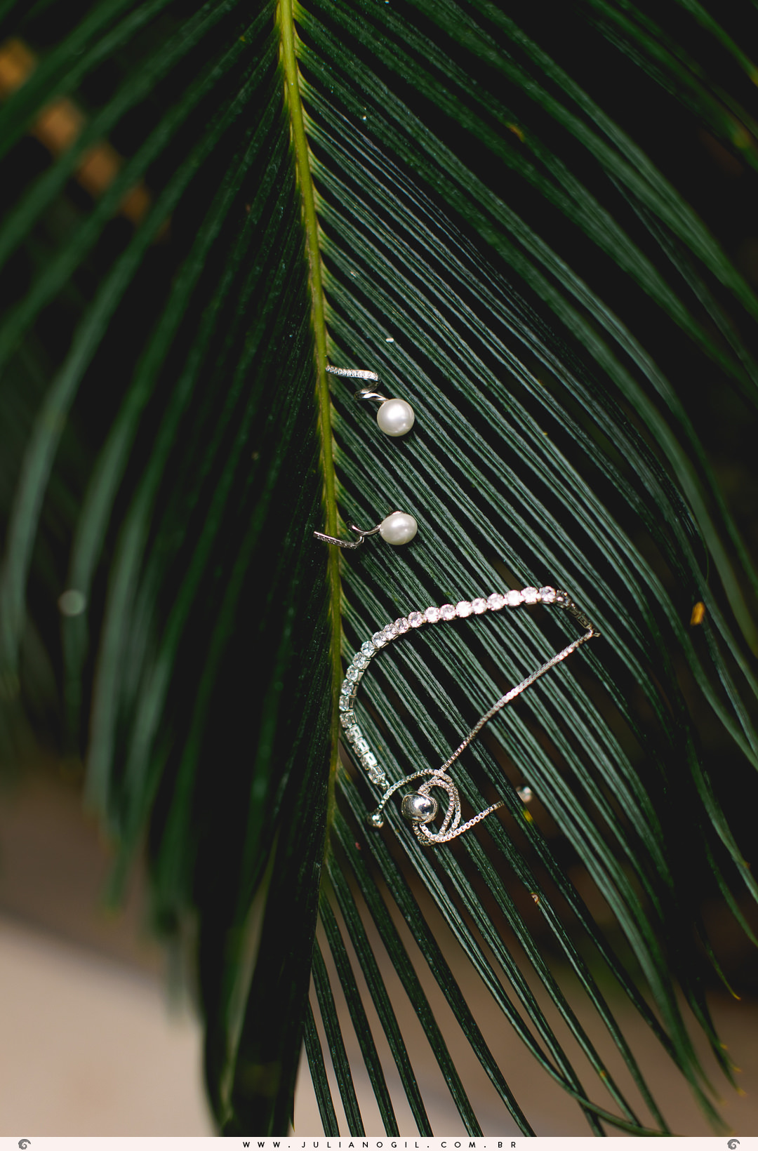 casamento Hanny e Andrei fotógrafo Juliano Gil Rio Azul Paraná Irati making of casa maquiagem cabelo Emerson Olicheski Umalu Eventos família noivo noiva vestido wedding Igreja Santa Teresinha do Menino Jesus Martins Eventos gravata cerimônia recepção