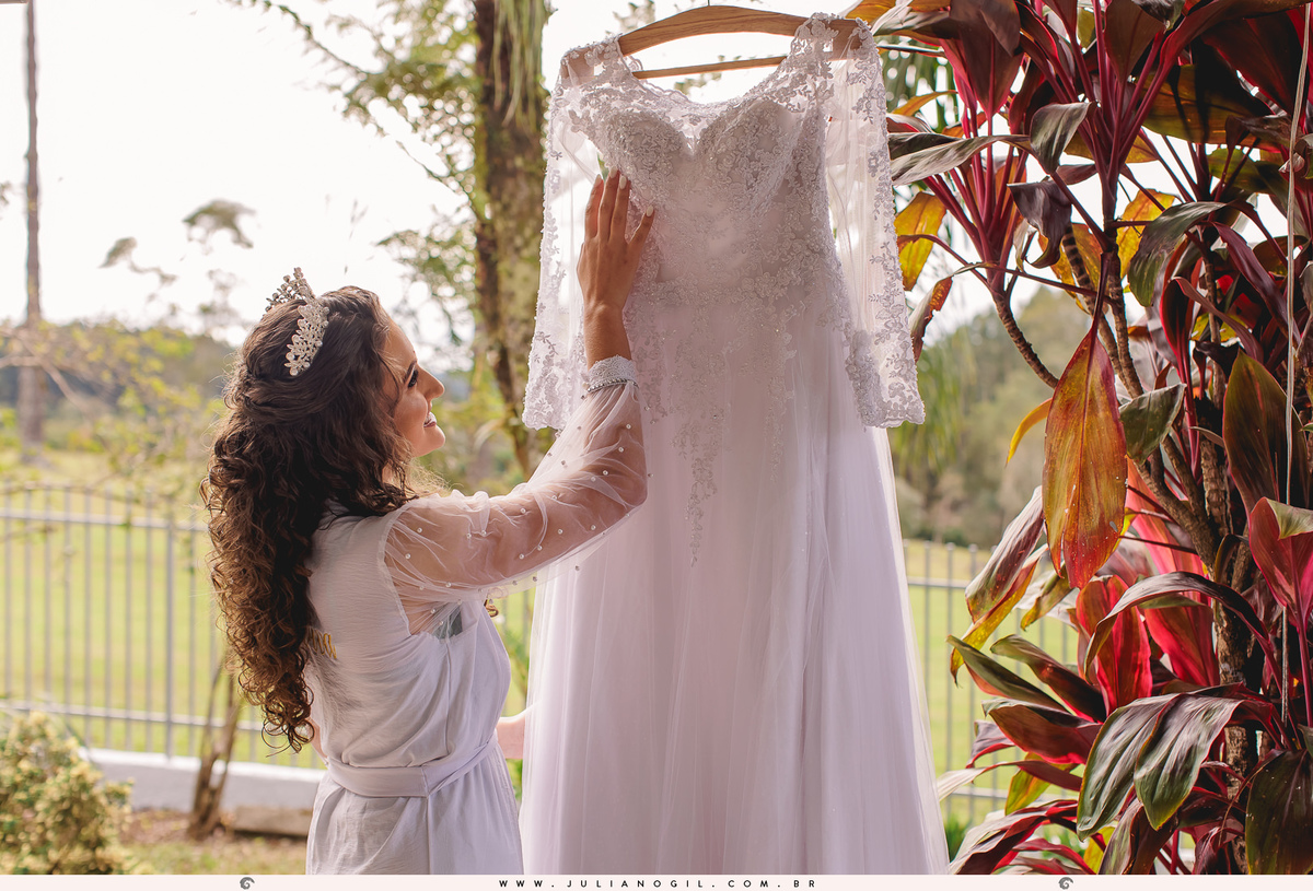 casamento Hanny e Andrei fotógrafo Juliano Gil Rio Azul Paraná Irati making of casa maquiagem cabelo Emerson Olicheski Umalu Eventos família noivo noiva vestido wedding Igreja Santa Teresinha do Menino Jesus Martins Eventos gravata cerimônia recepção