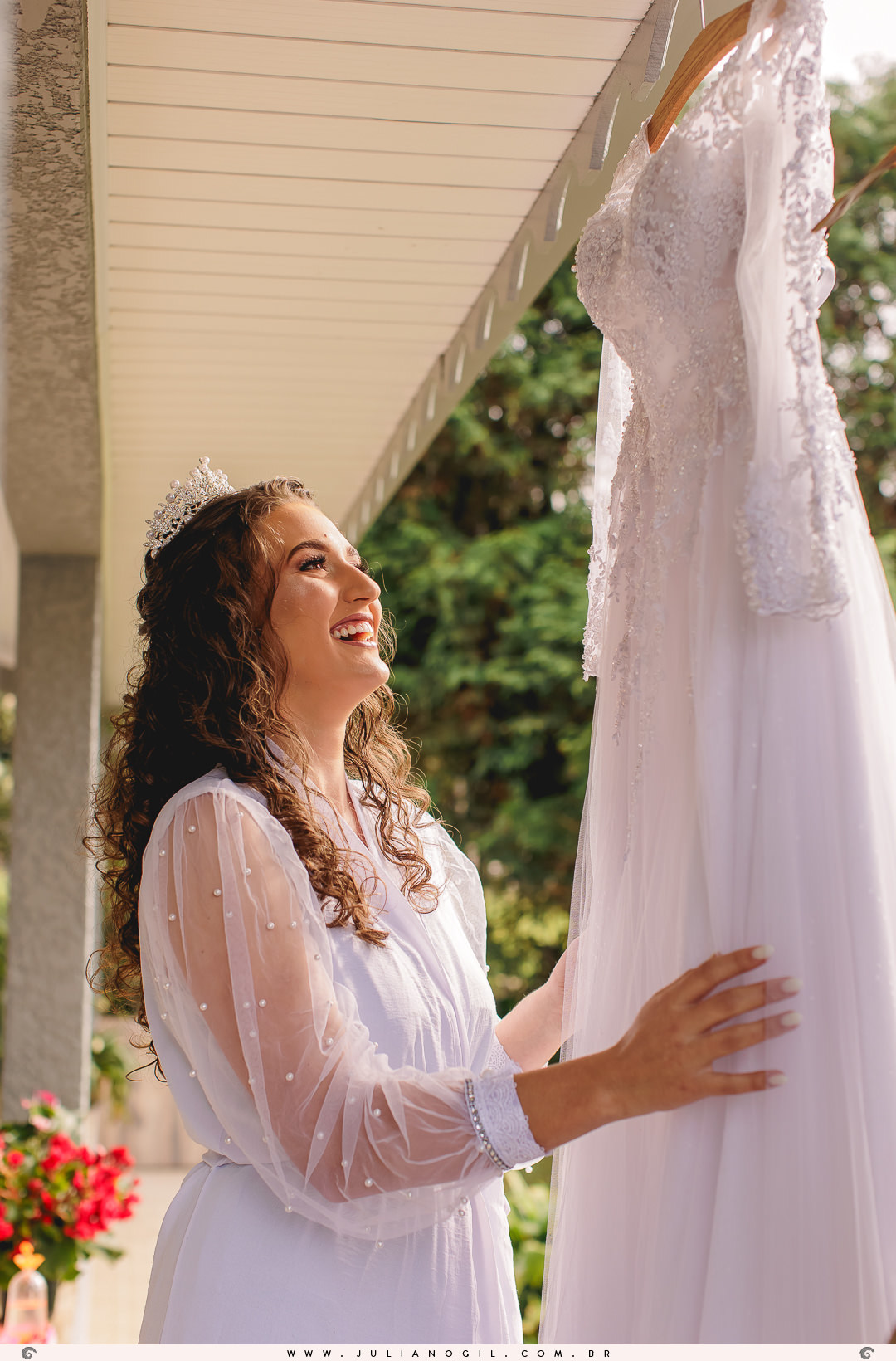 casamento Hanny e Andrei fotógrafo Juliano Gil Rio Azul Paraná Irati making of casa maquiagem cabelo Emerson Olicheski Umalu Eventos família noivo noiva vestido wedding Igreja Santa Teresinha do Menino Jesus Martins Eventos gravata cerimônia recepção