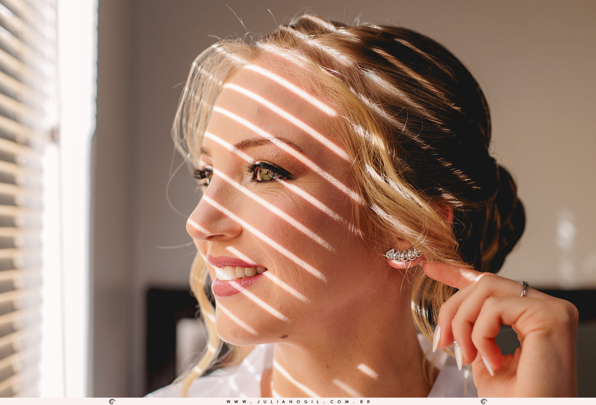 making of noiva Keyla fotógrafo Juliano Gil ivaí paraná irati make  thallana campos cabelo studio elis bobek vestido lanovia terno origem noivas noivo Alexandre sapato perfume igreja casamento buquê